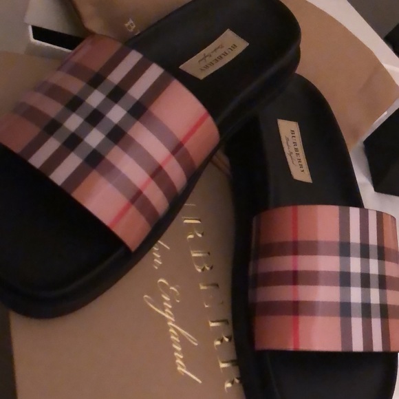 burberry women slides